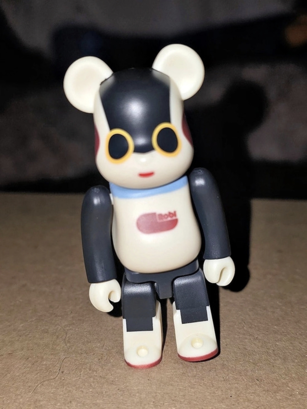 Medicom Bearbrick Series 40 SF Robi Robot Bear 100% Loose Figure